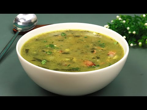 The easiest and most delicious portuguese green soup I've ever had!! Caldo verde