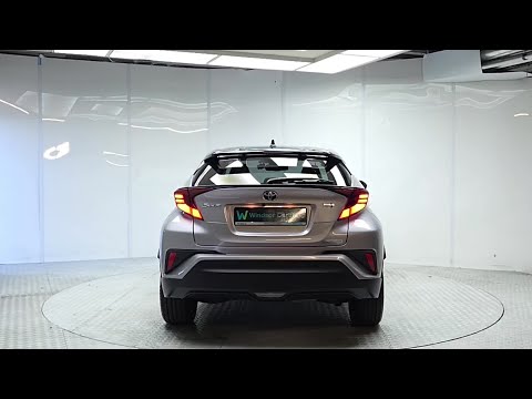 Toyota C-HR Hybrid G *Top Spec* - Image 2