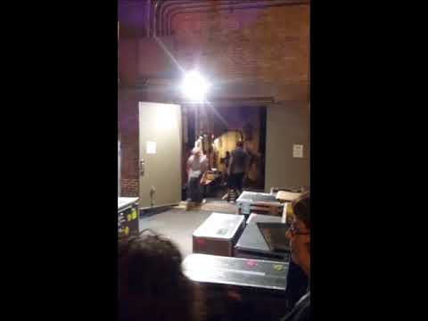 Yes Interviews: 8/98 - Jon Kirkman Interviews Steve Howe