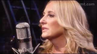 Lee Ann Womack – Don&#39;t Listen to the Wind (Live)