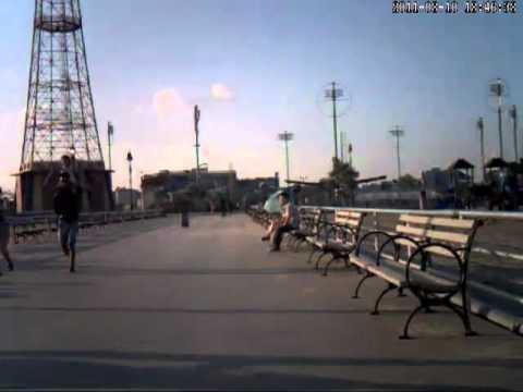 Boardwalking... ///  Andando pela praia...