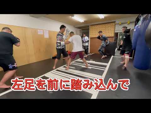 左ジャブから左レバーの入り方