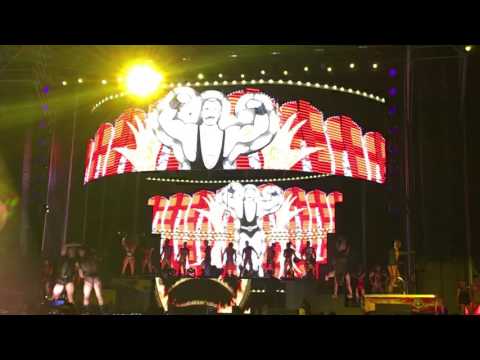 Orgullo Gay (LGBT) Mundial Madrid 2017 We World Circus