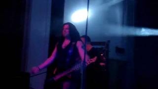 Dreadful Shadows - Homeless (live @ Stadthalle Marienberg 2011)