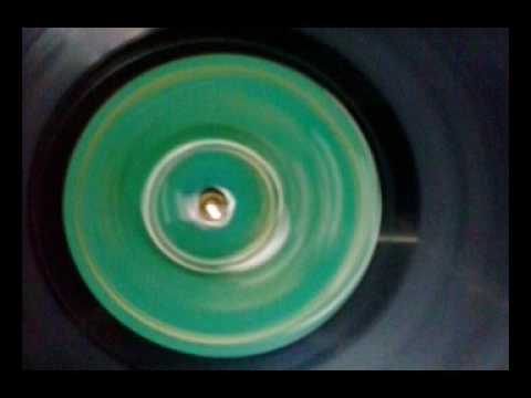 Kristaq Antoniu Kengetar tenor dhe bariton Lindi ne Korce (1909 - 1979)