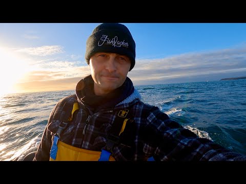 UK Sea Fishing - BROKEN DOWN AT SEA!!! - Do not panic!!! Storm weather | The Fish Locker