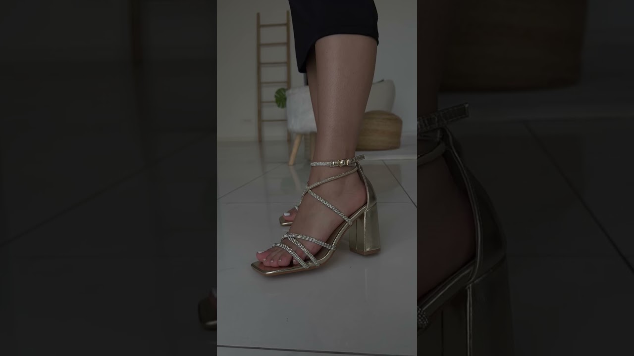 MODRESS - Sandales dorées à talon et à lanières strassées