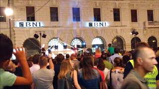 Lorenzo Fragola live Super Martina ( feat Gazzelle )