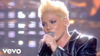 P!nk - U + Ur Hand (Live From Wembley Arena, London, England (Mobile Video))