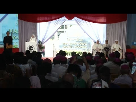 KUNJUNGAN PAUS FRANSISKUS KE MASJID ISTIQLAL
