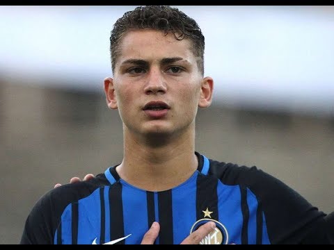 Sebastiano Esposito (16 year) - The Italian phenomenon • Amazing Skills & Goals • 2018-2019