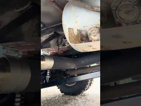 1971 Ford F350 Camper - Under Carriage