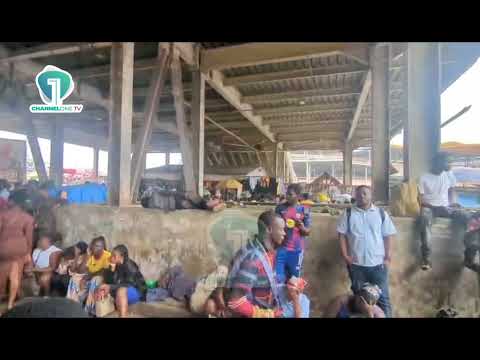 Traders Stranded at Kejetia Market Entrance Await Reopening After Sanitation Exercise