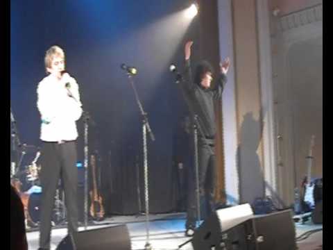 Geňa a Suchoš na večírku Pražské energetiky