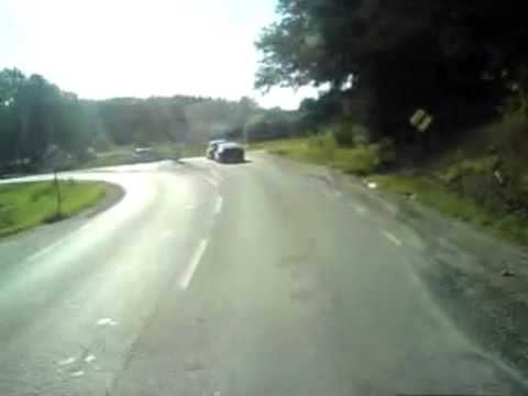 Hemmesta Vägskäl - roadmovie spectaculaire