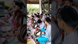 Download lagu Ya Robbi Sholli Ala Muhammad Versi Syubbanul Muslimin | MPB. AS-SYABAAB #sholawat #AsSyabaab mp3