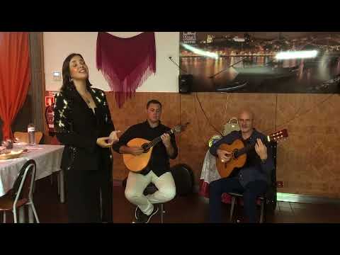 Cláudia Madur - Canto o Fado