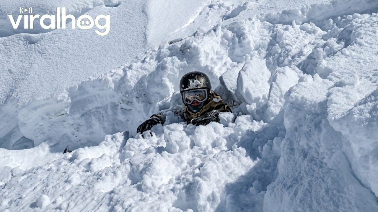 Skier Loses Both Skis During Double Backflip Attempt || ViralHog