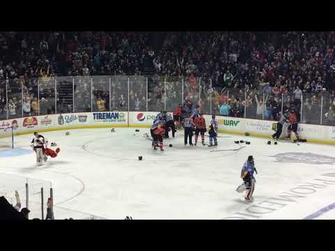 Huge Hockey Brawl On The Ice Between Toledo Walleye & Kansas City Mavericks