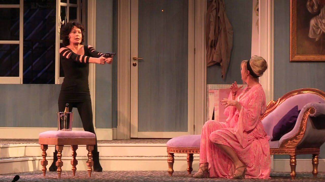 Miniature de la vidéo Bande-annonce "Adieu je reste" au Théâtre des variété du film Adieu, je reste !