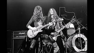 Thin Lizzy - 09.  Sha La La with drum solo - Nassau Coliseum, New York (6th Feb. 1977)