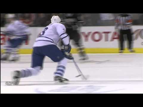 Crabb Goal - Leafs 1 vs Stars 1 - Nov 25th 2011 (HD)