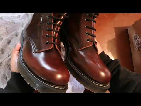 Solovair Burgundy Rub off 8 eyelet