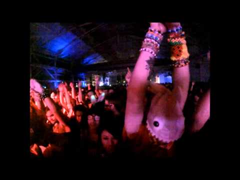 alexx adam @craneway pavillion 12/28/13