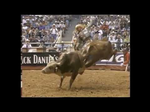 Bubba Dunn vs Hollywood - 99 PBR Charlotte (95 pts)