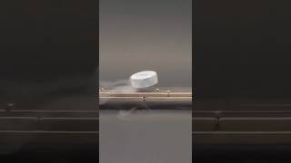 Download lagu Watch this superconductor hover around in mid-air! mp3