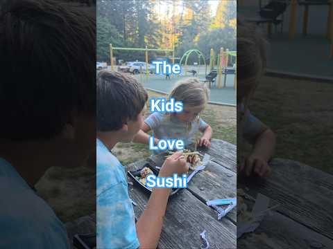 Evelyn and Eugene Floreen eat a Mermaid Roll from the arcata co-op in Freshwater, California! (2025)