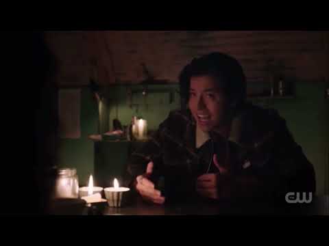 Riverdale 6x20 Jughead tell Tabitha about other Jughead form Rivervale world why he came.