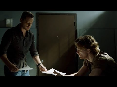 Chicago PD 10x03 (4) Halstead goes too far with a suspect, Team worries about him