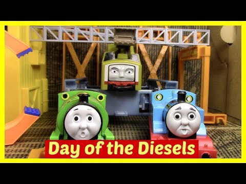 Thomas and Friends Accidents will Happen Toy Train Videos  Thomas Trackmaster Toy Trains Crashing Video