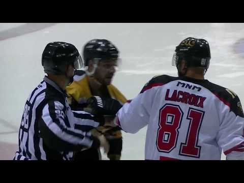 Escarmouche entre David Lacroix et Hubert Poulin