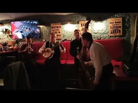 Original Jazz Quartet - I Want Some Red Roses For A Blue Lady