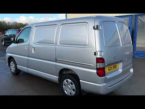 TOYOTA HIACE 280 2.5 D-4D SWB 95 PRIVATE AMBULANCE - Image 2