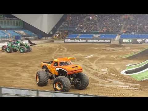 Monsterjam gelredome arnhem 03-12-2022, opening en freestyle 23:44