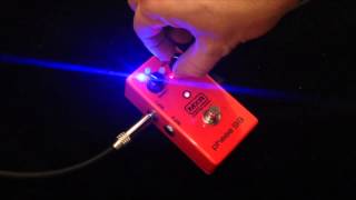Video thumbnail for MXR Custom Shop Phase 99 Effects Pedal Demo by TheToneShack