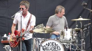 Noel Gallagher's High Flying Birds - Everybody’s On The Run, London 2017-07-08 - U2gigs.com