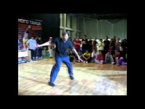 Caleaf house dance judge showcase in Ukraine