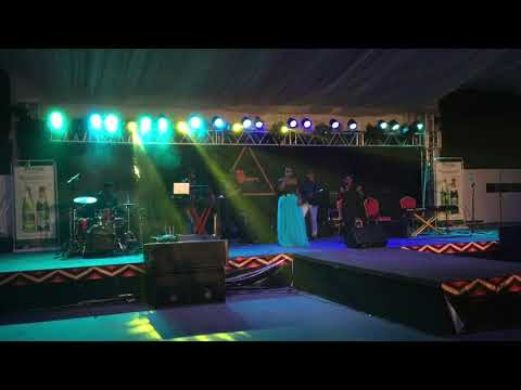 Yegwe Weka - Lilian Mbabazi (Live at Ikaze Night, Kigali 2019)