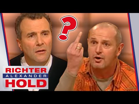 Zeuge zeigt Hold den Stinkefinger: Absurde Szenen im Gericht! | 1/2 | Richter Alexander Hold