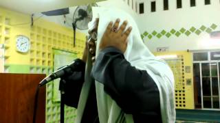 preview picture of video 'Makkah Azan By Sheikh Nazirul Al-Juhury from Malaysia'