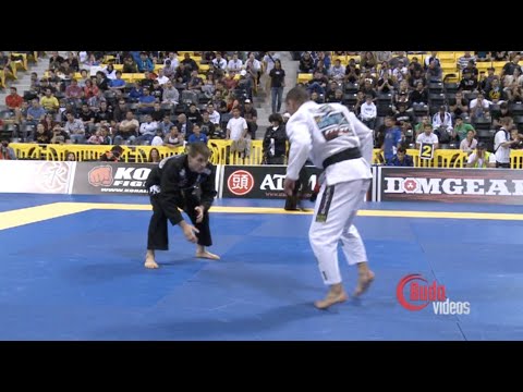 Rafael Mendes vs Leonardo Saggioro / World Championship 2011