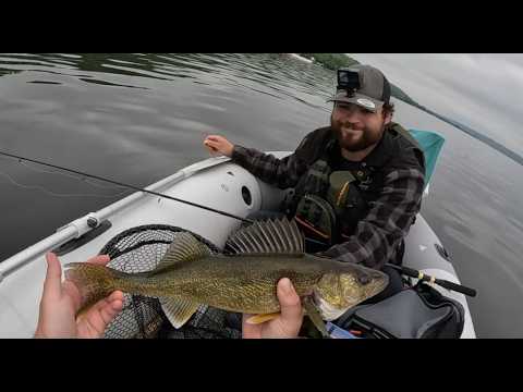 Limit Fishing Walleye with the Eagle Eye 9"