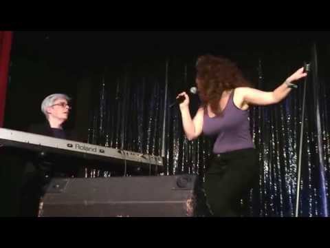 Dos bisele shpayz (by Efim Chorny) sung by Rachel Weston with Marilyn Lerner on piano