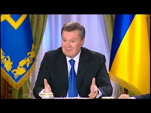 Янукович развеселил журналистов анекдотом