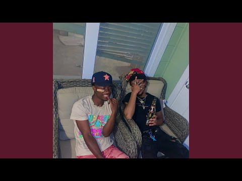 Twinin (feat. BlizzyKindaKool)