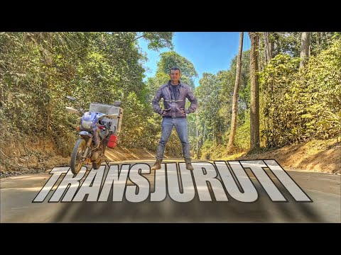 T04EP07 Viagem de moto sozinho por uma estrada que corta a floresta amazônica!